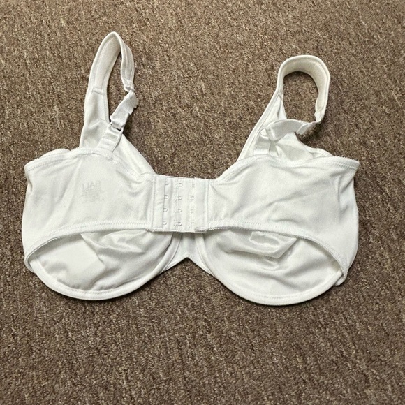 Bali Women's Cream Full-Coverage Bra 42DDD - Picture 3 of 4